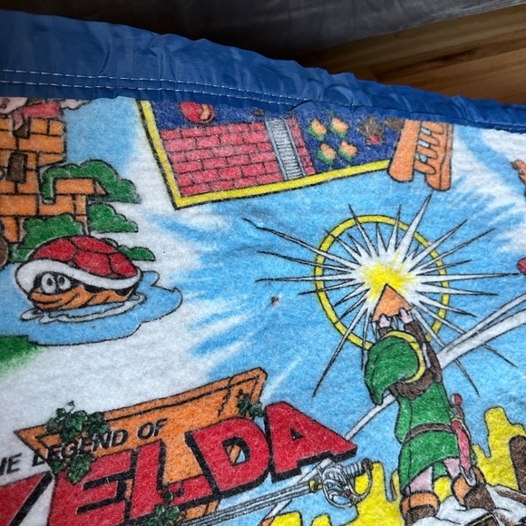 Vintage Nintendo Super Mario Brothers & Zelda Blanket - Picture 5 of 7